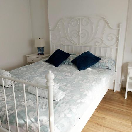 Cosy Central Canterbury - Modern Victorian エクステリア 写真